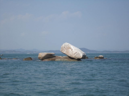 ダンプ岩
