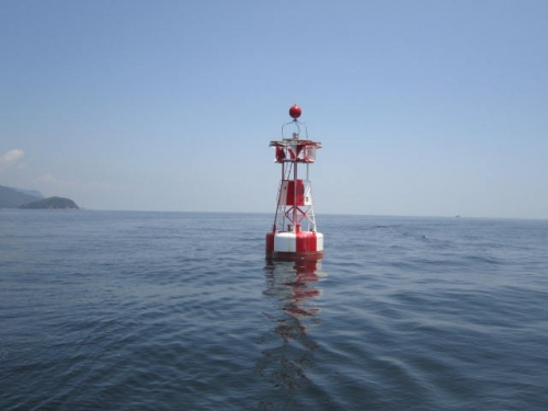 播磨灘の浮灯台