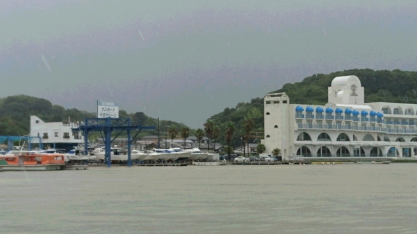 『台風報道の考察』