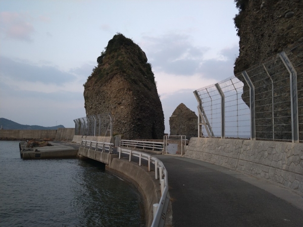 『石見畳ヶ浦』