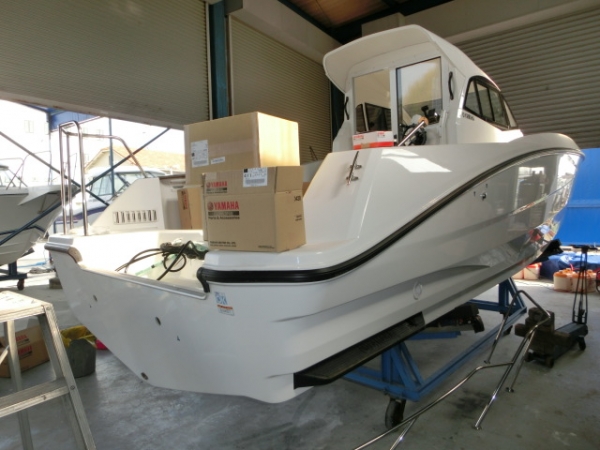 新型船外機F200FETX
