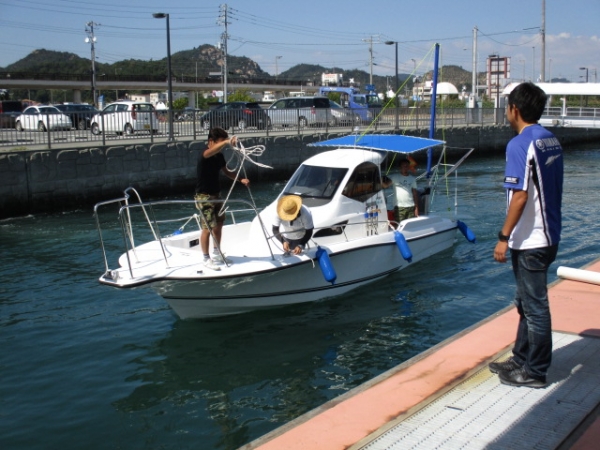 釣り大会のバックヤード