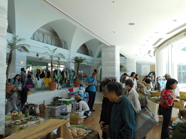 『USHIMADO BEACH MARKET』