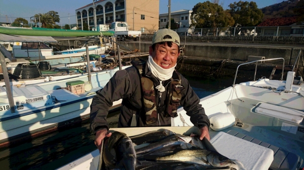 ７時にはもう桟橋着