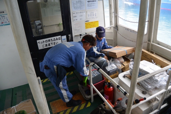 複数の修理を行う為部品と工具でかなりの量
