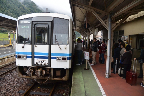 石見川本駅のアナウンスには感謝の意が込められていた