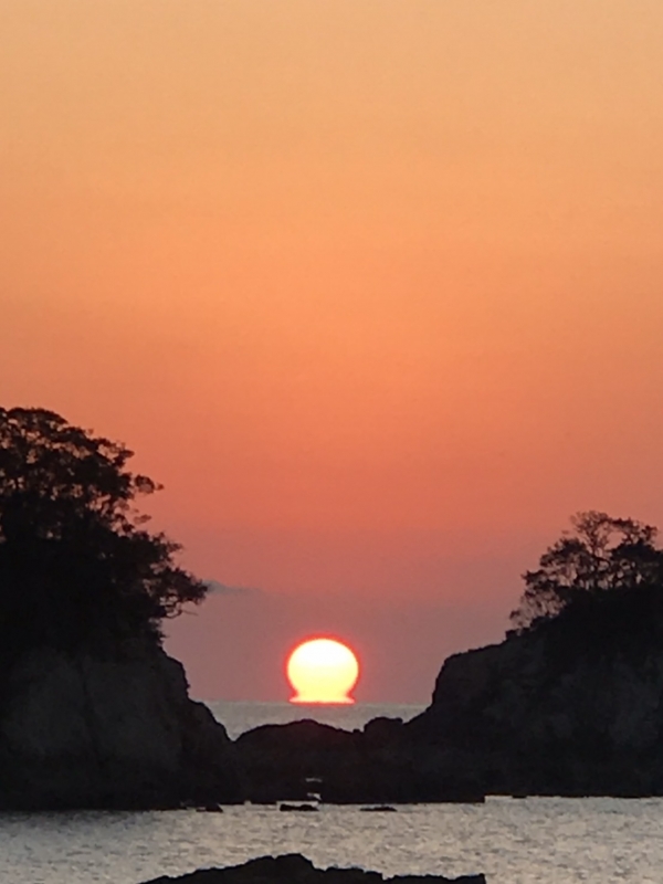 高知宿毛のダルマ夕日