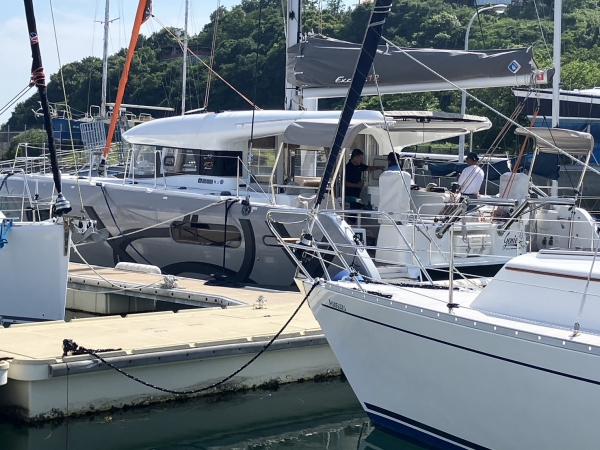 昨年入ったLagoon40最高にカッコイイ