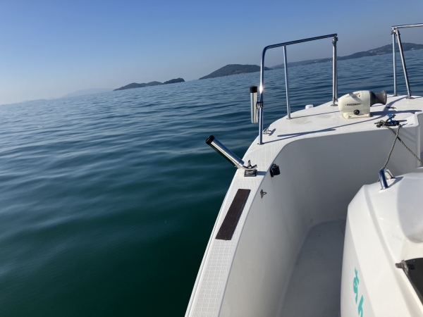 前方に青島前島が見えてきた