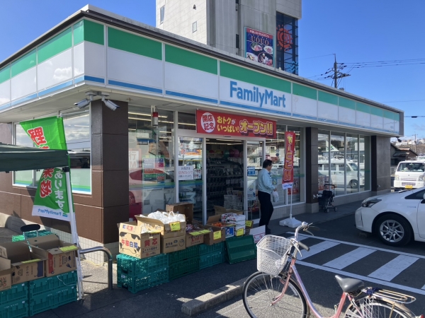 ファミマ牛窓店は品揃パワーアップ