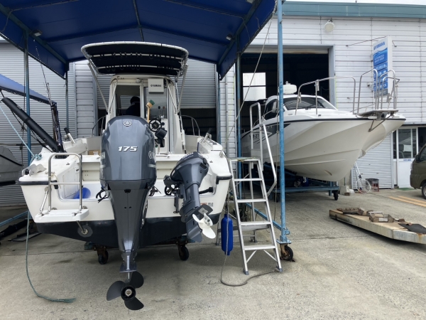 艤装中のYF23EX＆YFR27EX