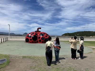 御馴染み直島のかぼちゃ