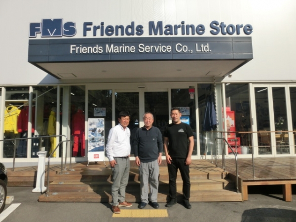 FMS井上社長と…お店のレイアウトと整理整頓はおみごと！
