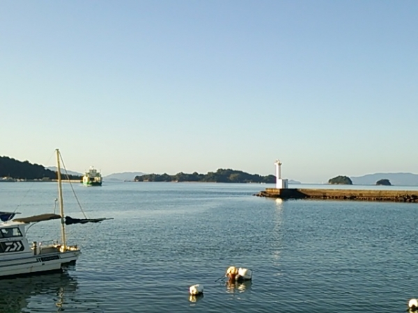 早朝の牛窓港
