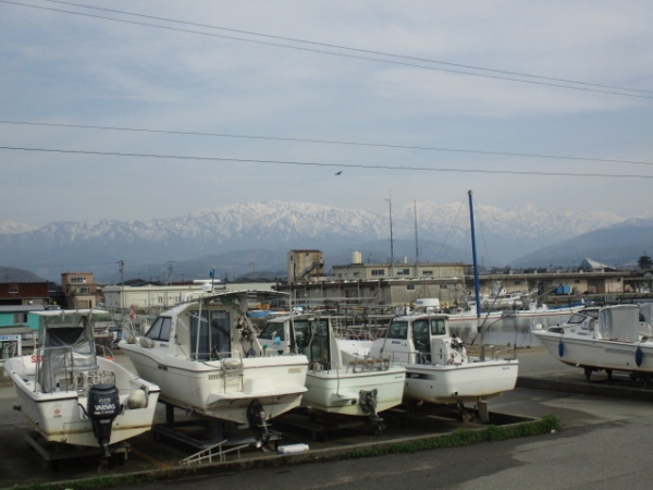 経田マリーナからの山々