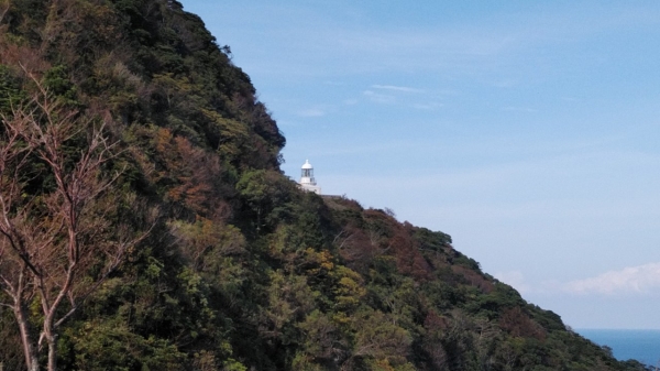 経ヶ岬灯台、山道が険しそうだったのでここから撮影