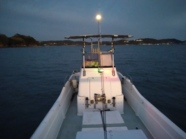 牛窓の夜明け