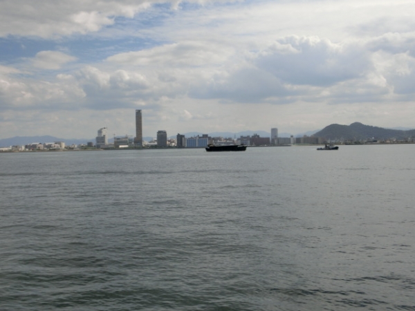 四国の玄関高松港