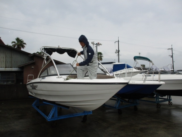 AG21ボートカバー掛け