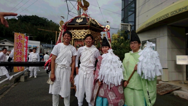 プチ同窓会、ちなみに牛窓神社の巫女さんも同級生