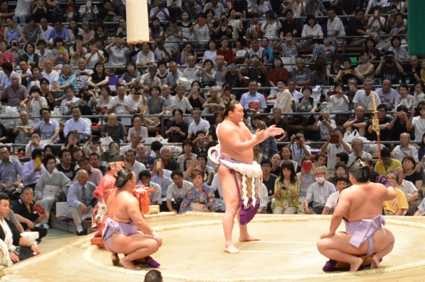 第６９代横綱白鵬