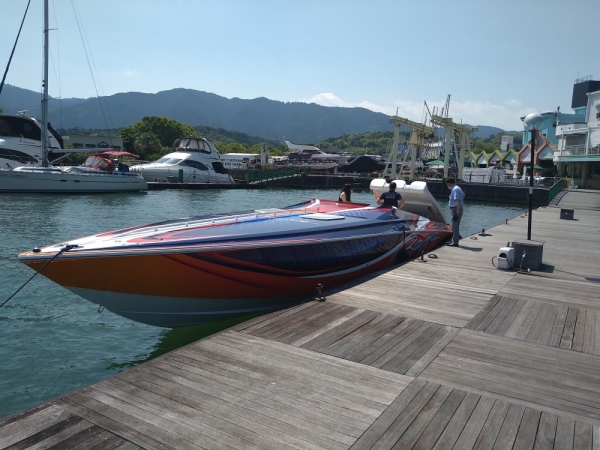 琵琶湖にはBajaが本当似合う
