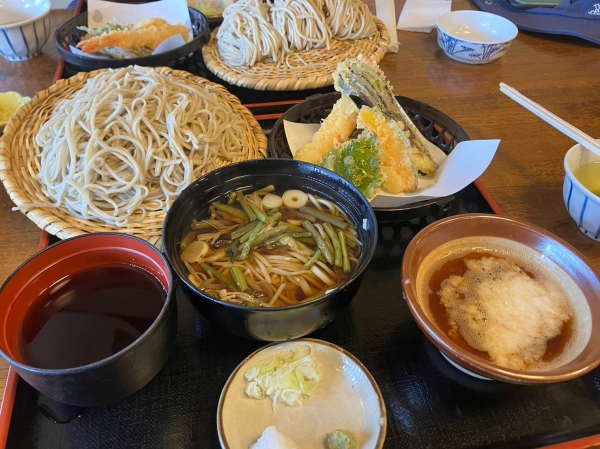 信州では本場のそばを堪能