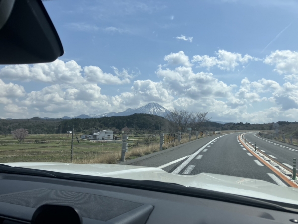 米子道からの大山(伯耆富士)