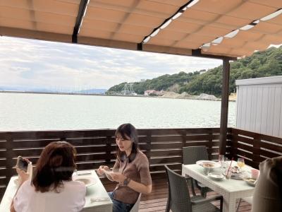 対岸は牛窓ヨットハーバー