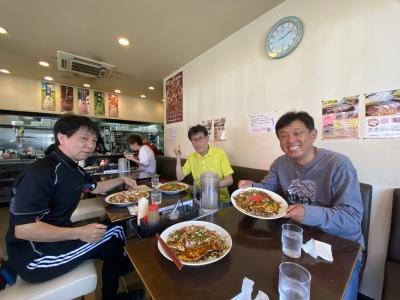 全員モダン焼き大を注文