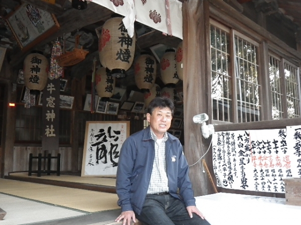 神社ではぜひ岡崎宮司とお話下さい！