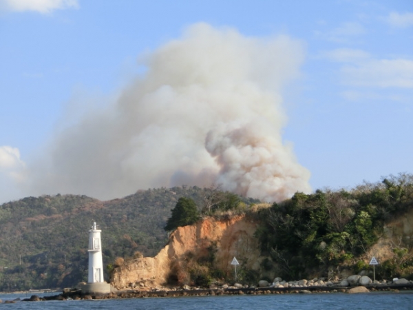 前島の北方向から撮影