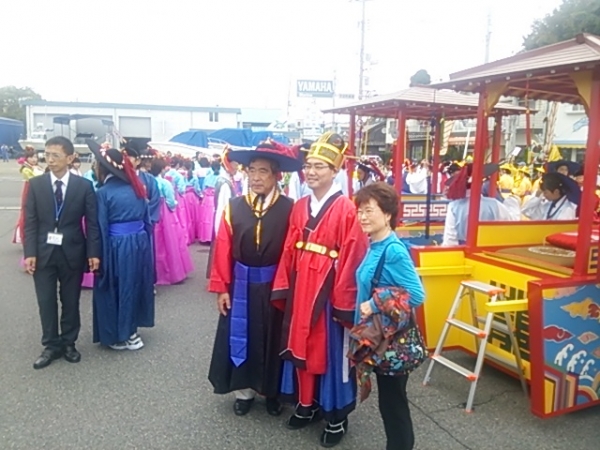 この方王様でしょうか？