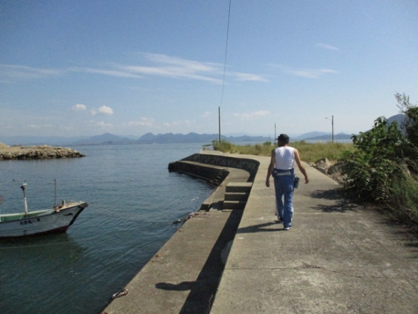 また来るよと島を後にしました