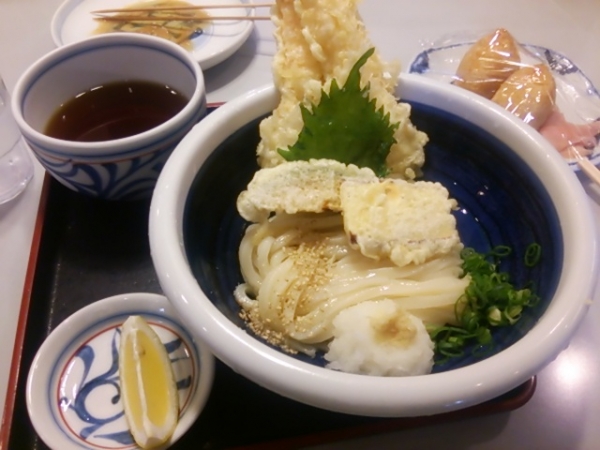 私イチオシ宇多津『おか泉』のぶっかけうどん