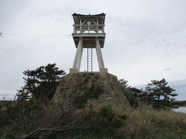 石川県安部屋弁天島の日本最古？の灯台
