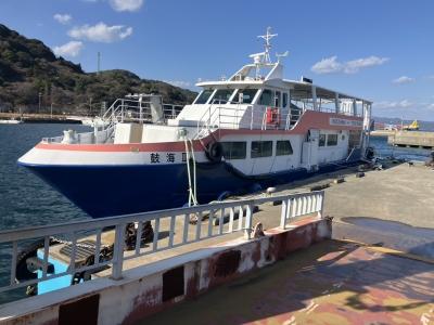 大津島行の定期船